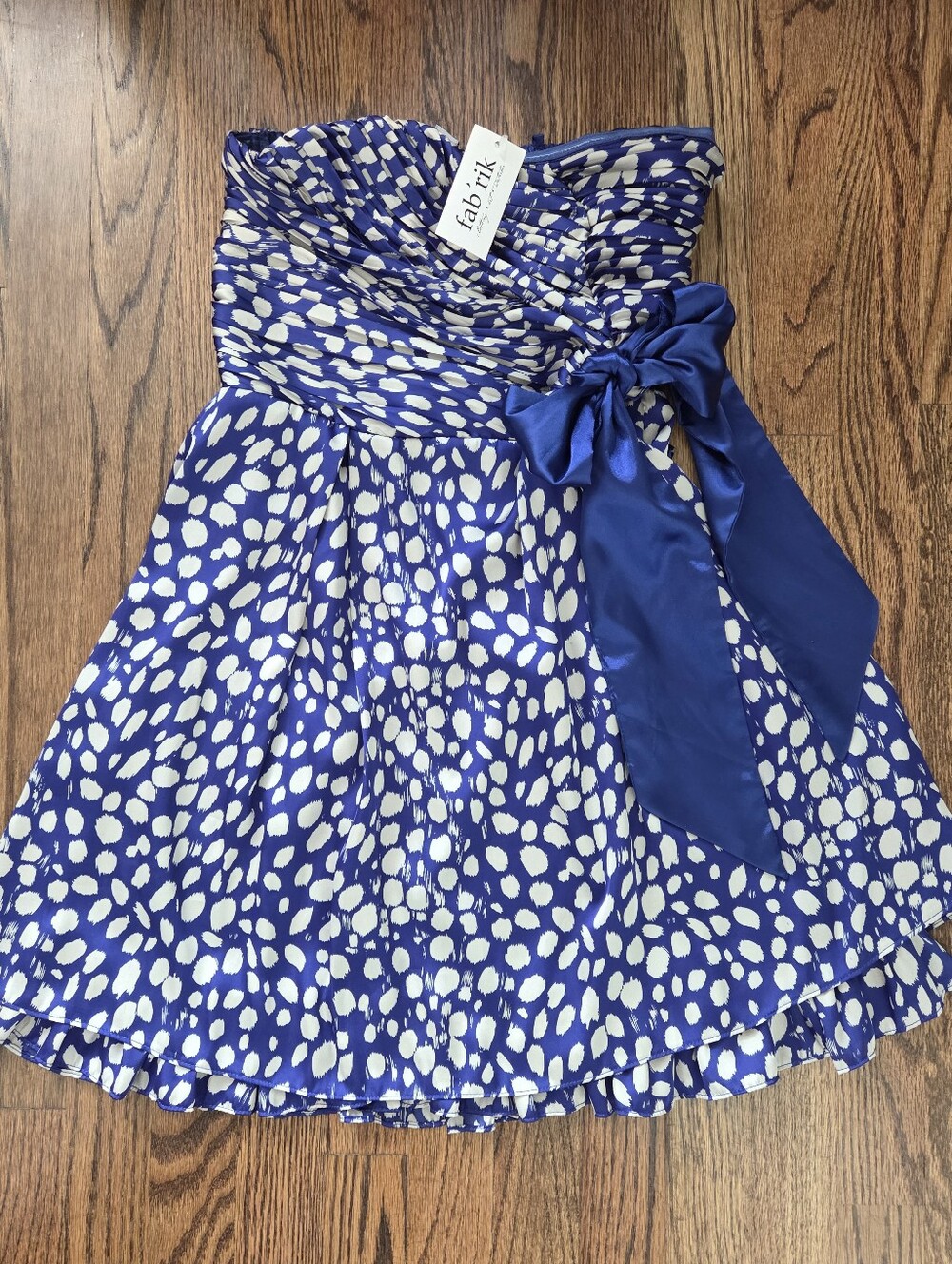 Fab'rik Blue White Strapless Mini Dress Bow Ruched Floral Print NWT Size M